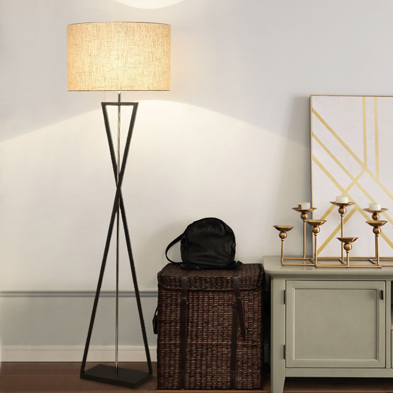 Factory New Design Tripod Floor Lamp